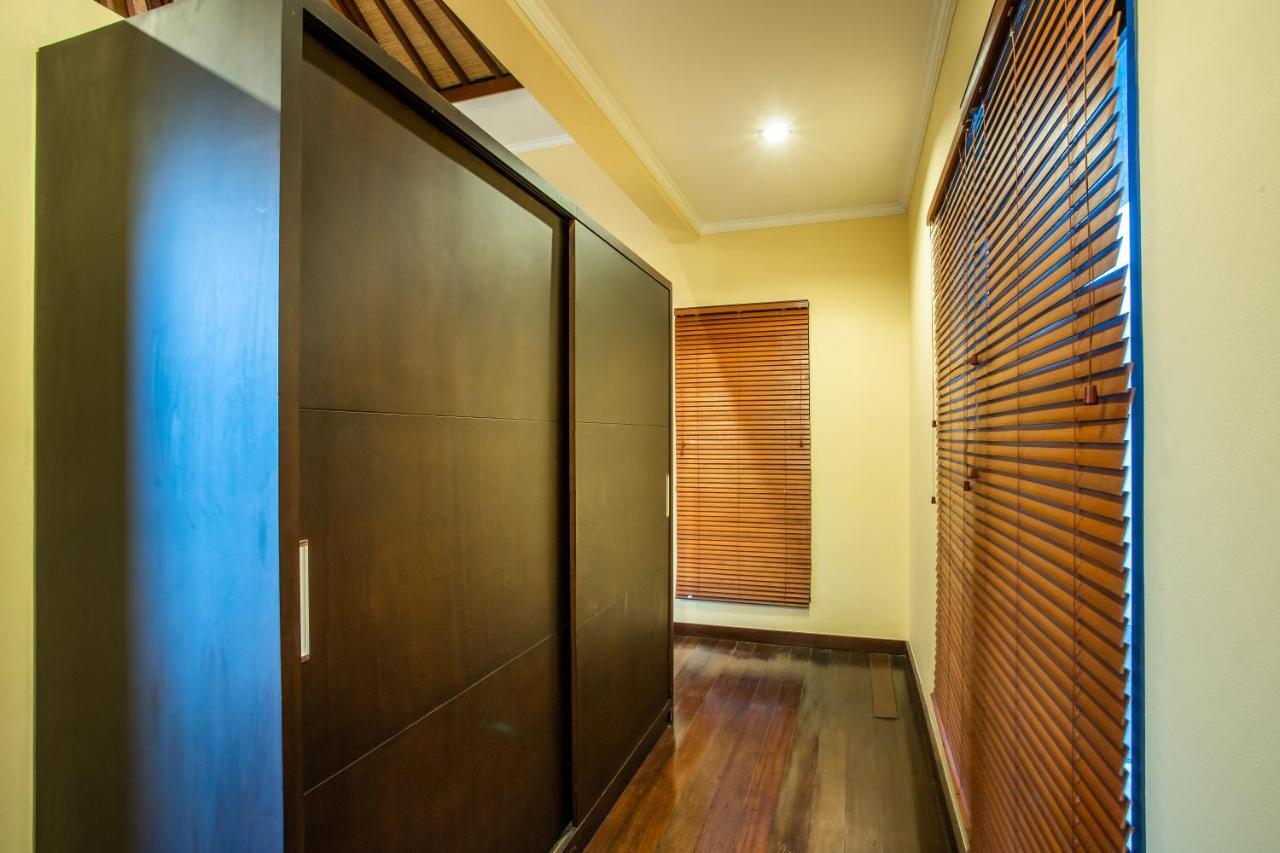 Villa Nadya Seminyak Exteriör bild