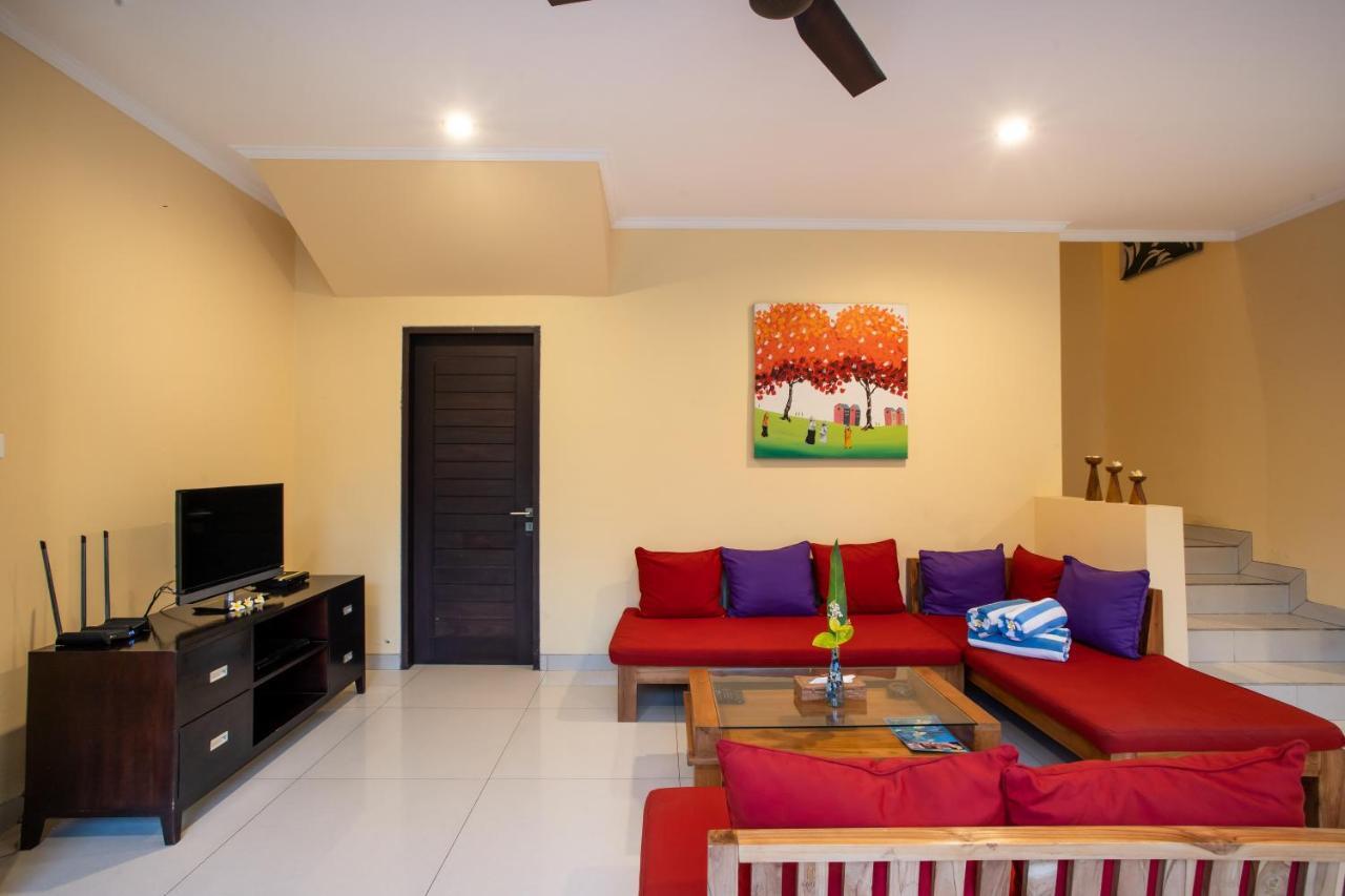 Villa Nadya Seminyak Exteriör bild